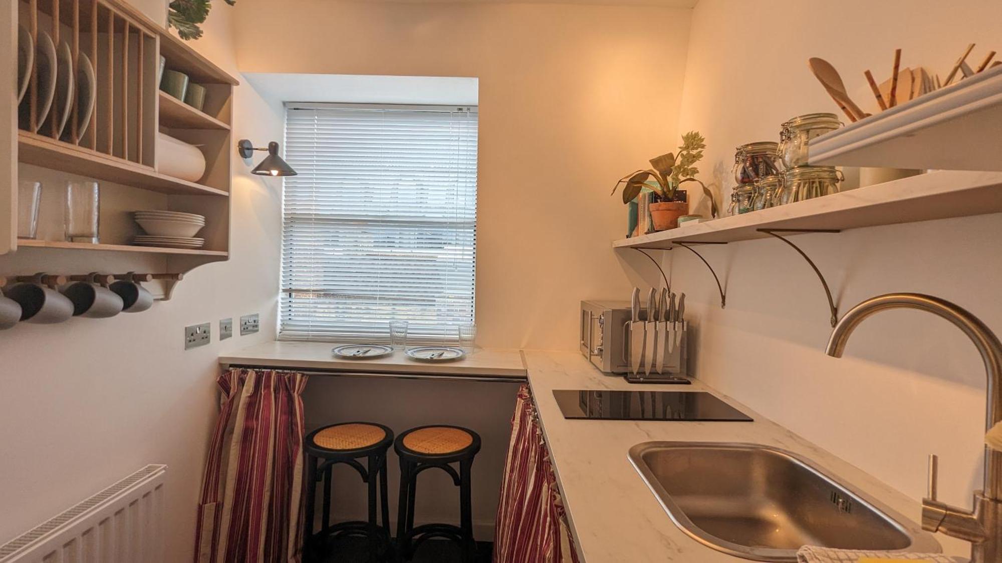 Charming & Quaint Old Compton Apartamento - Quiet Guests Only Allowed, No Parties Allowed, Over 25 Years Old Or Families Londra Exterior foto